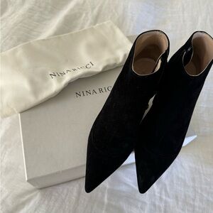 Nina Ricci low heel Ankle boots suede/ size 36